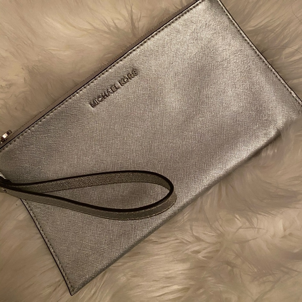MK Zip Pouch